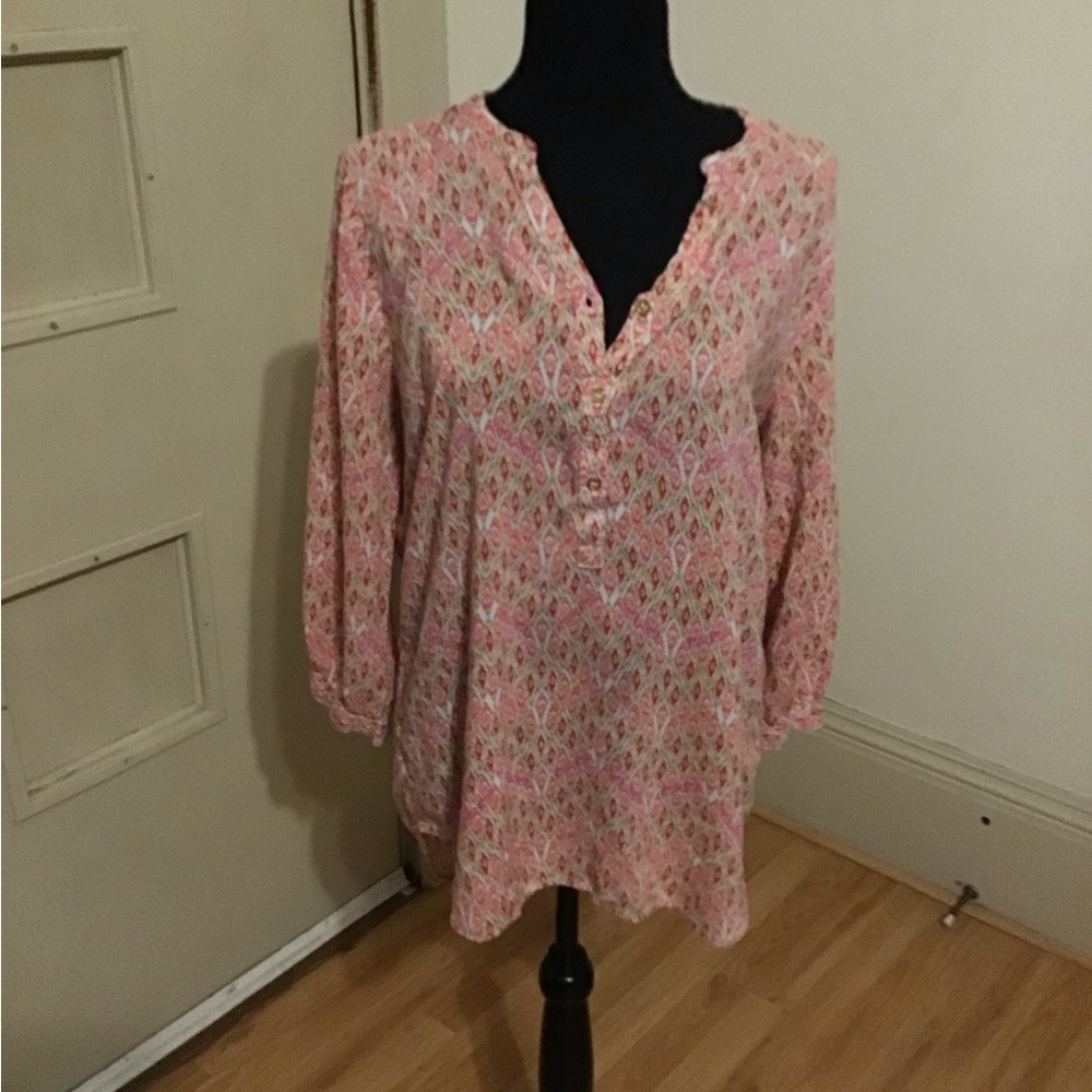 Elegant Pink Patterned Blouse